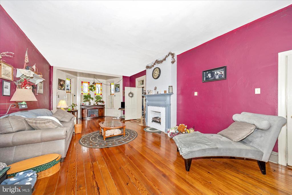 30 W POTOMAC STREET