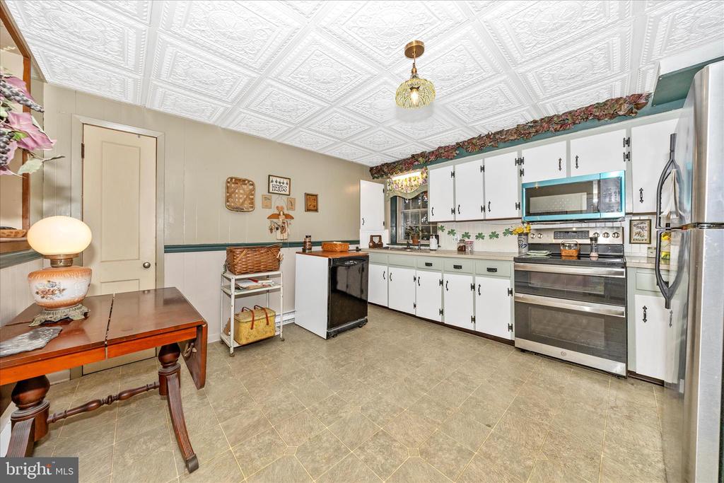 30 W POTOMAC STREET