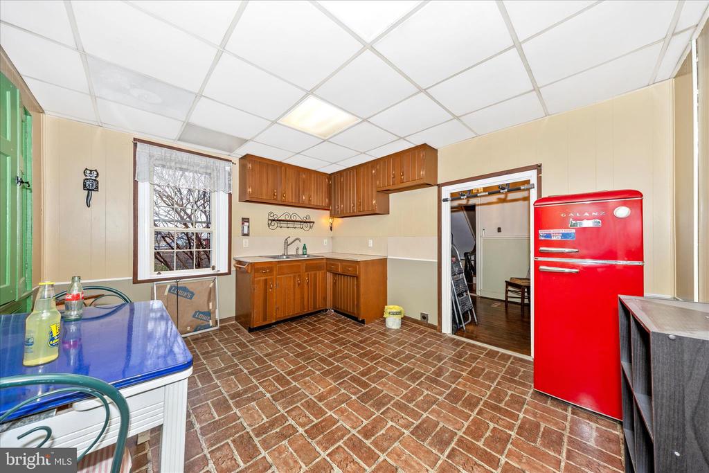 30 W POTOMAC STREET