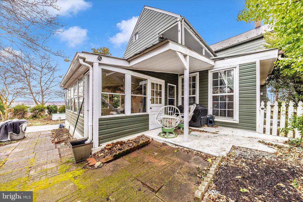 30 W POTOMAC STREET