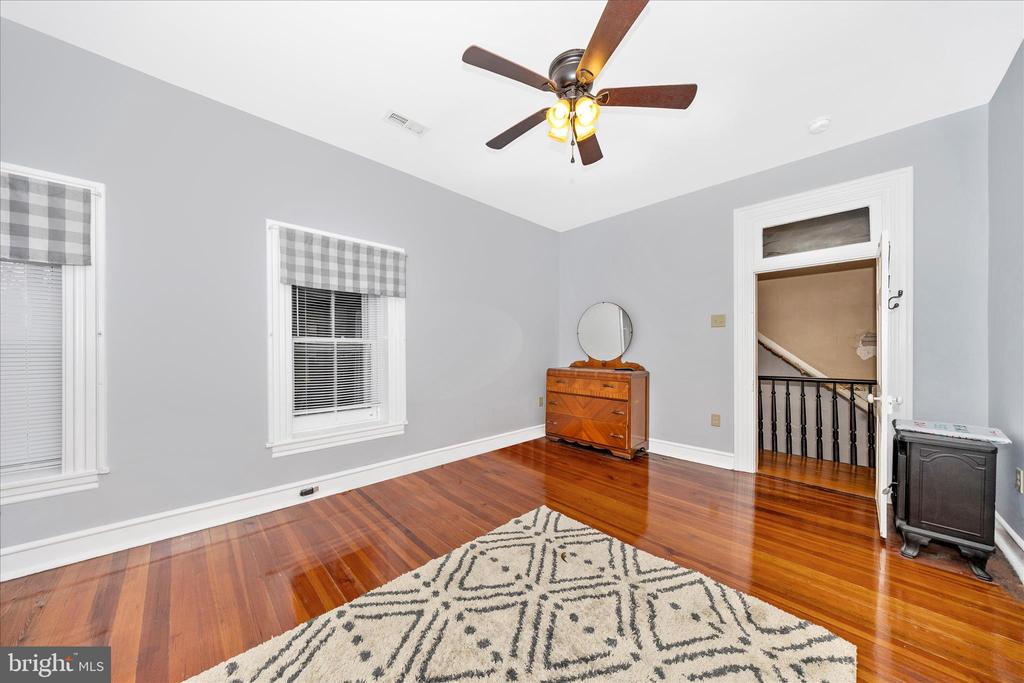 30 W POTOMAC STREET