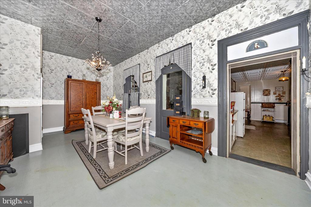 30 W POTOMAC STREET