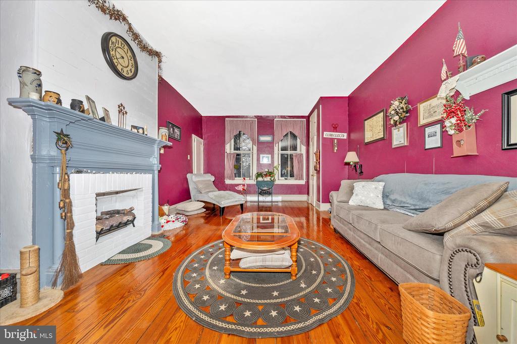 30 W POTOMAC STREET
