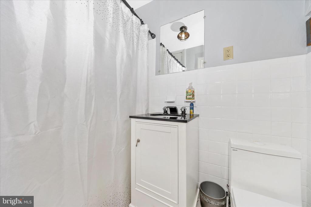 30 W POTOMAC STREET