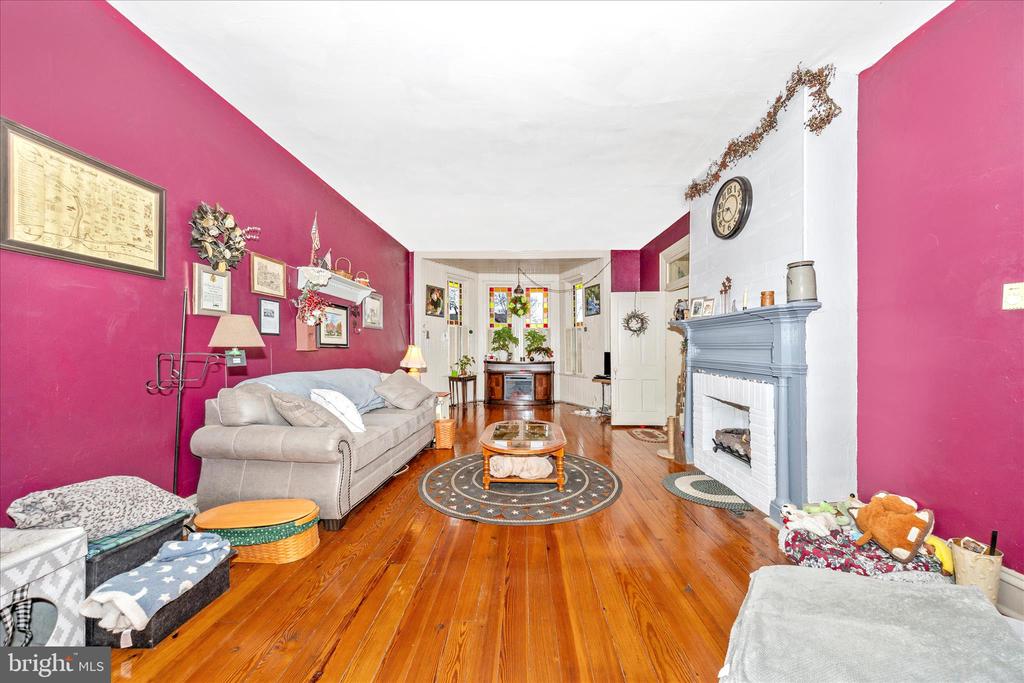 30 W POTOMAC STREET