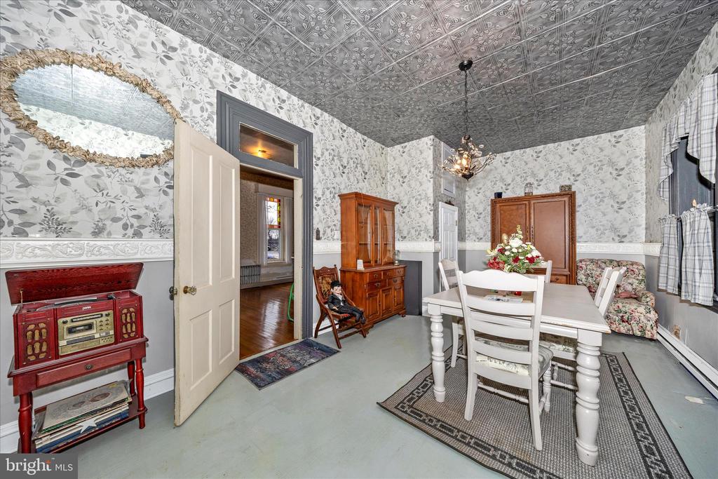 30 W POTOMAC STREET