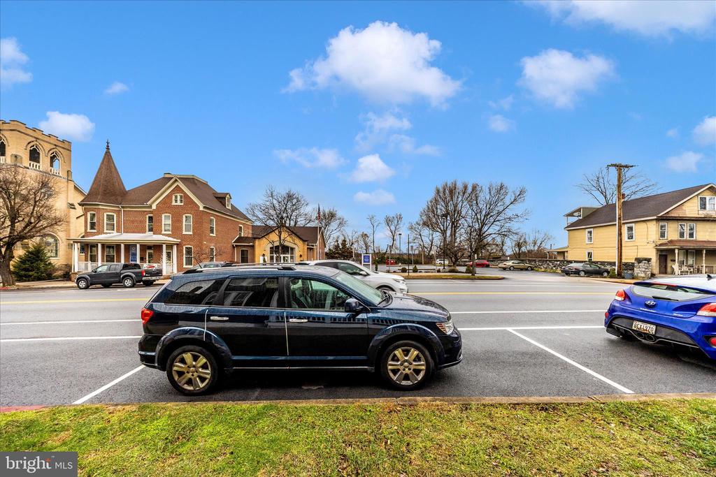 30 W POTOMAC STREET