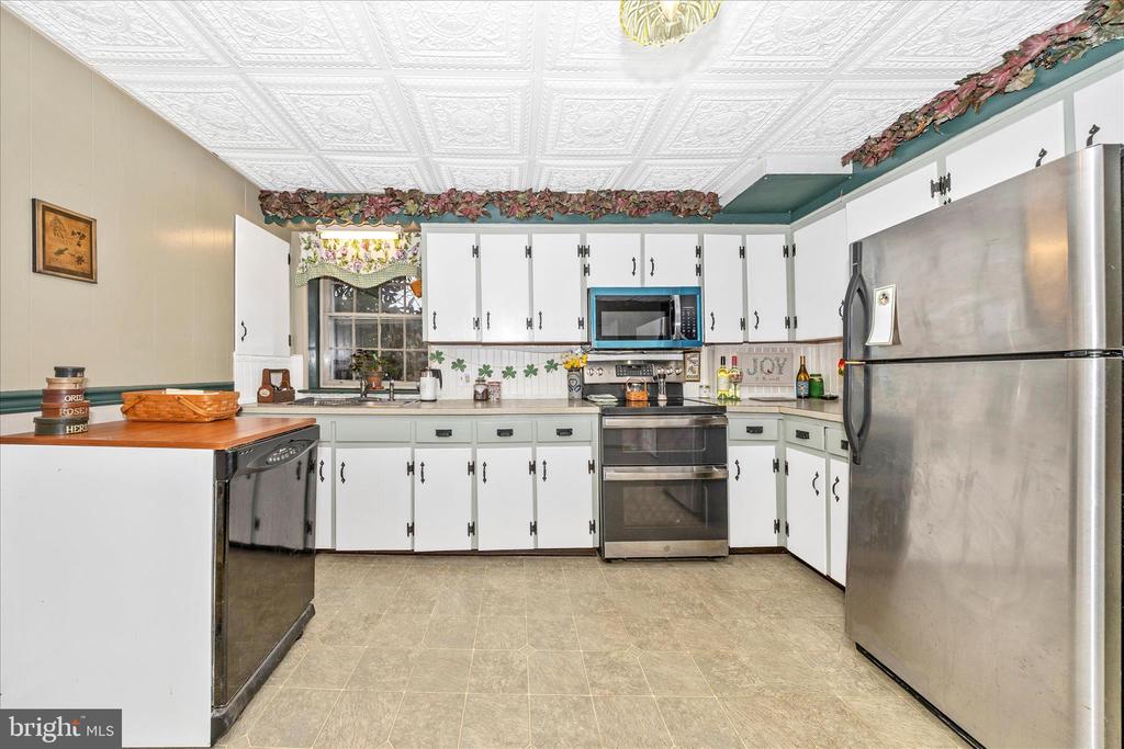 30 W POTOMAC STREET