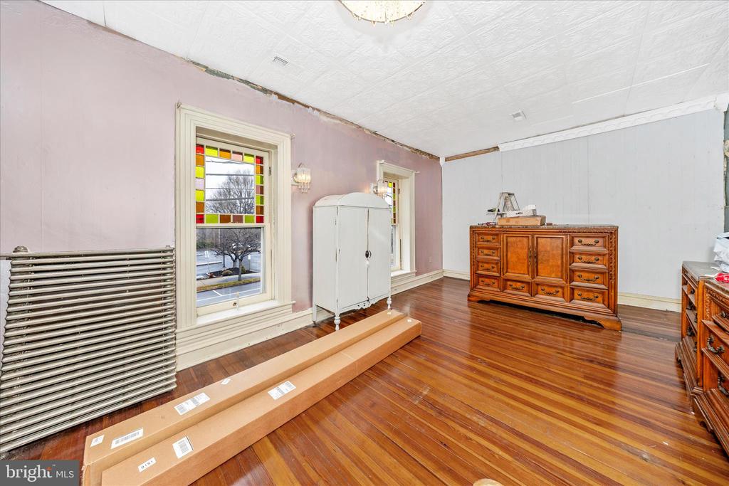 30 W POTOMAC STREET