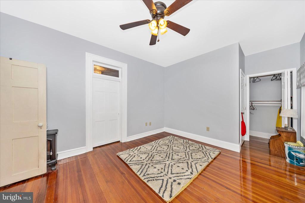 30 W POTOMAC STREET