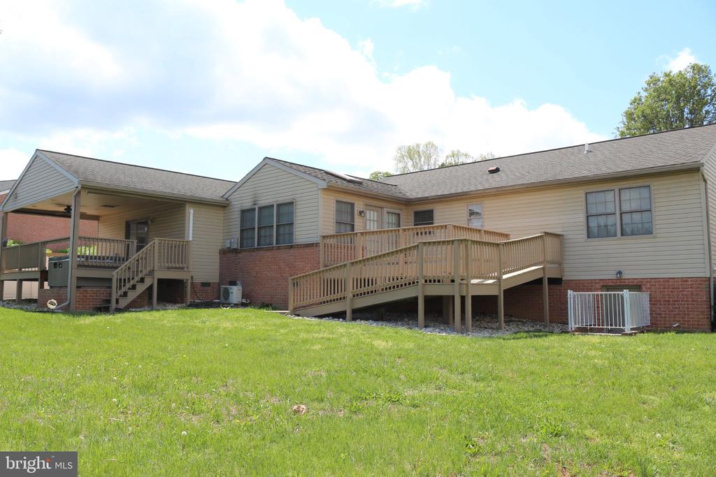 235 MONTCLAIR COURT