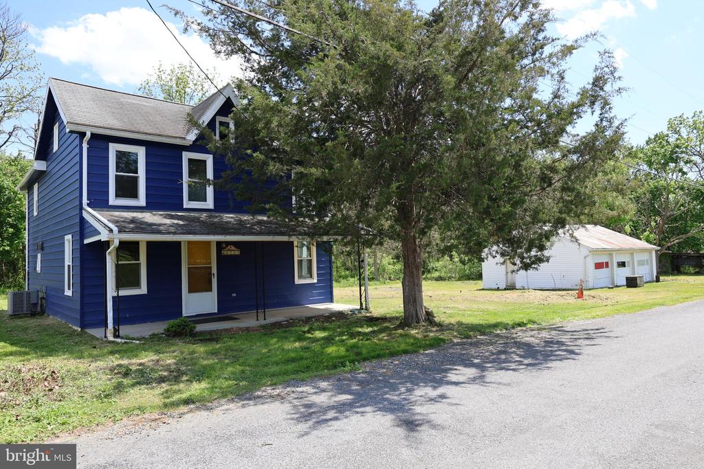 6213 APPLETOWN ROAD