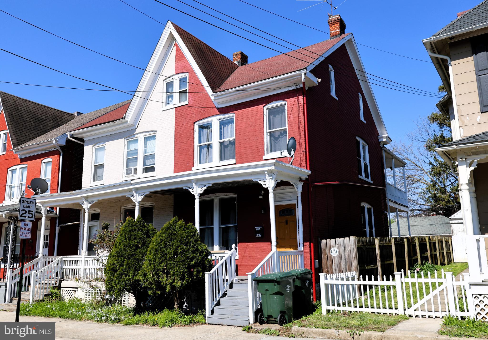 427 N MULBERRY STREET