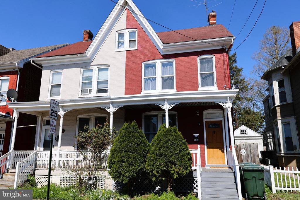 427 N MULBERRY STREET