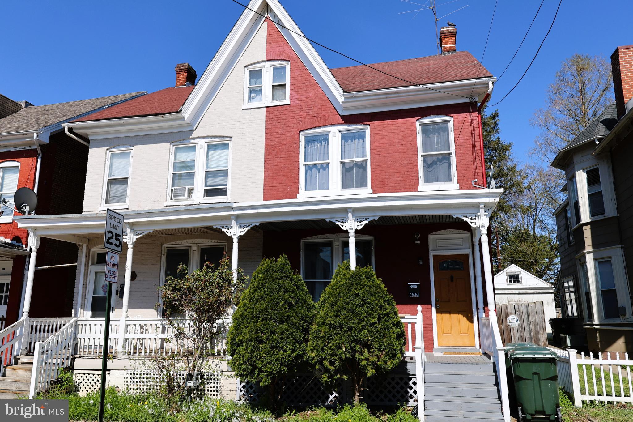 427 N MULBERRY STREET