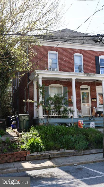 626 N MULBERRY STREET