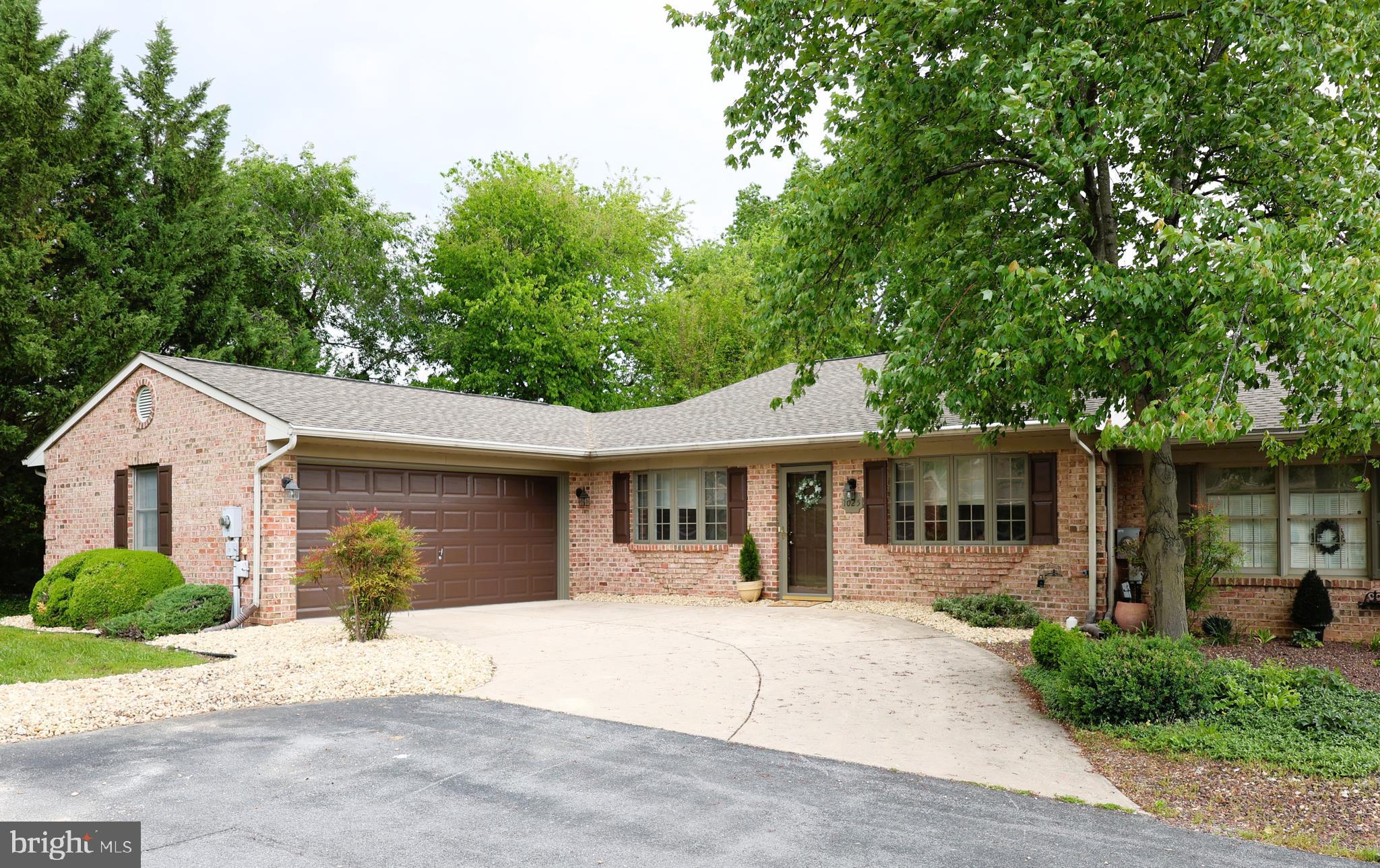 1025 MATTHEW COURT