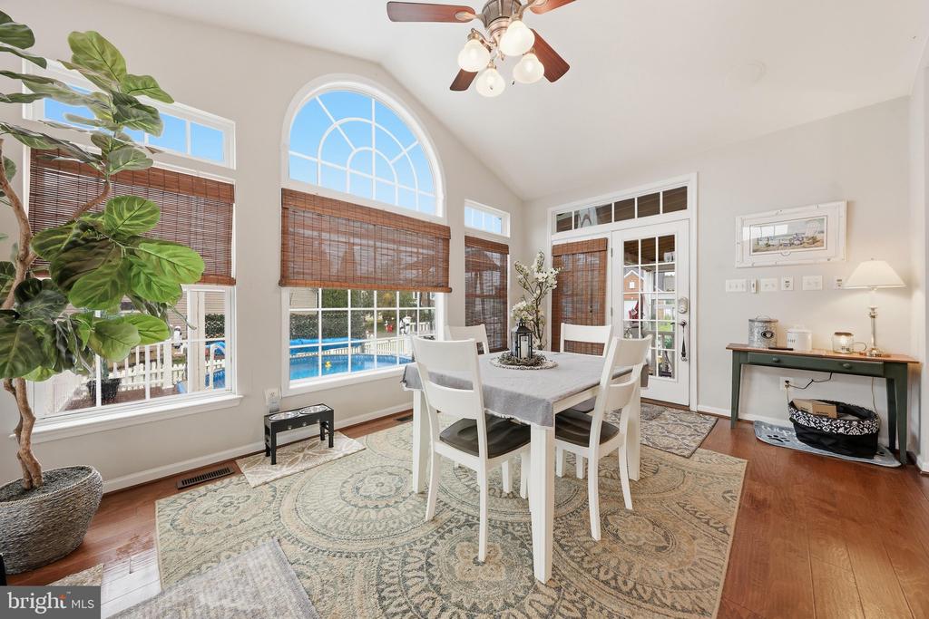 20025 BABYLON COURT