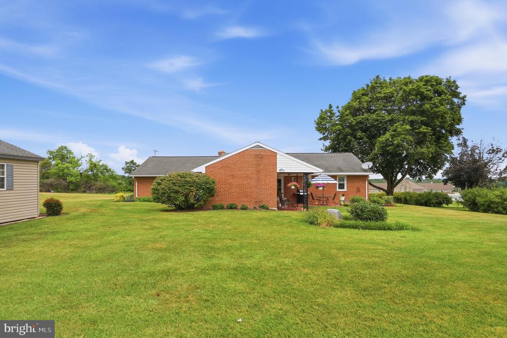 16913 FAIRVIEW ROAD