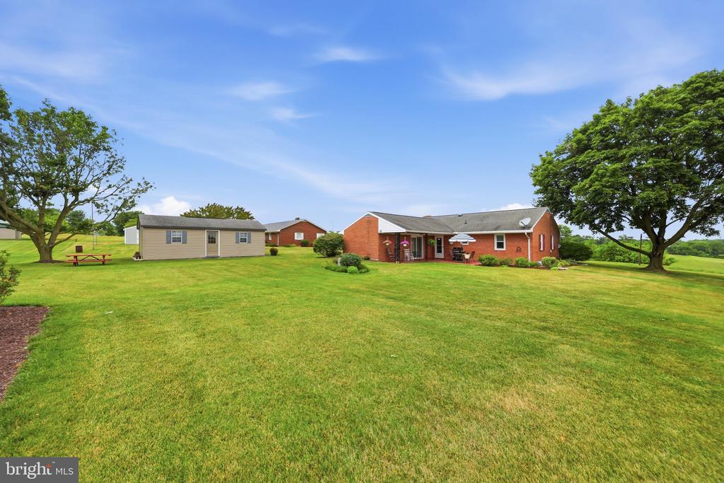 16913 FAIRVIEW ROAD