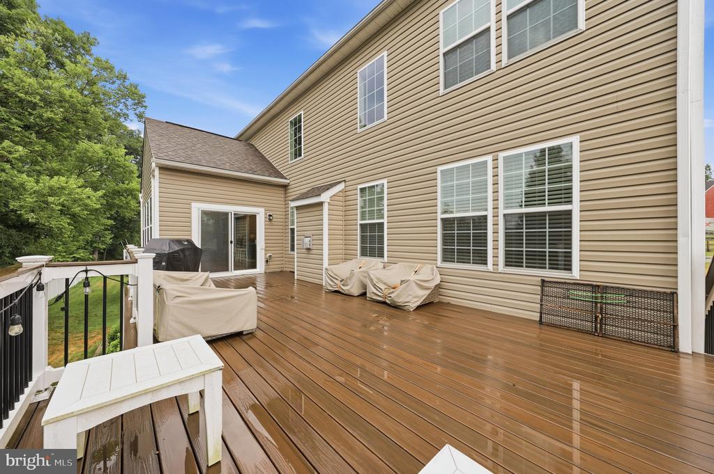 166 STONECREST CIRCLE