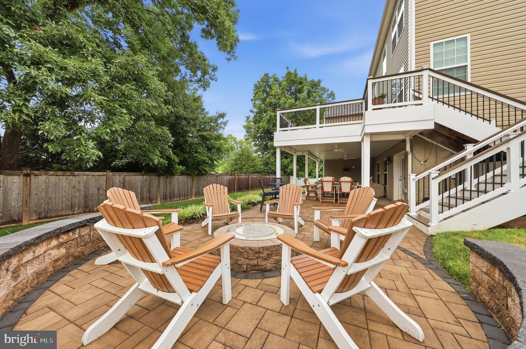 166 STONECREST CIRCLE