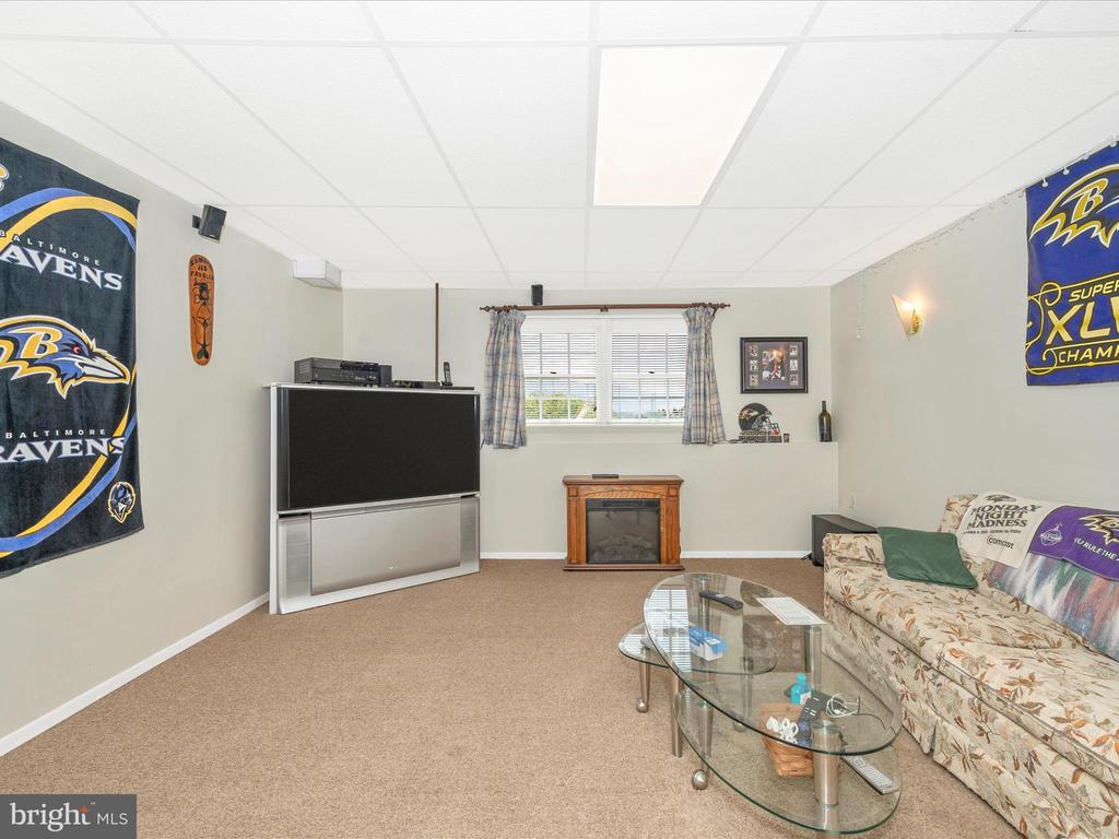 12885 SPRING AIRE CIRCLE