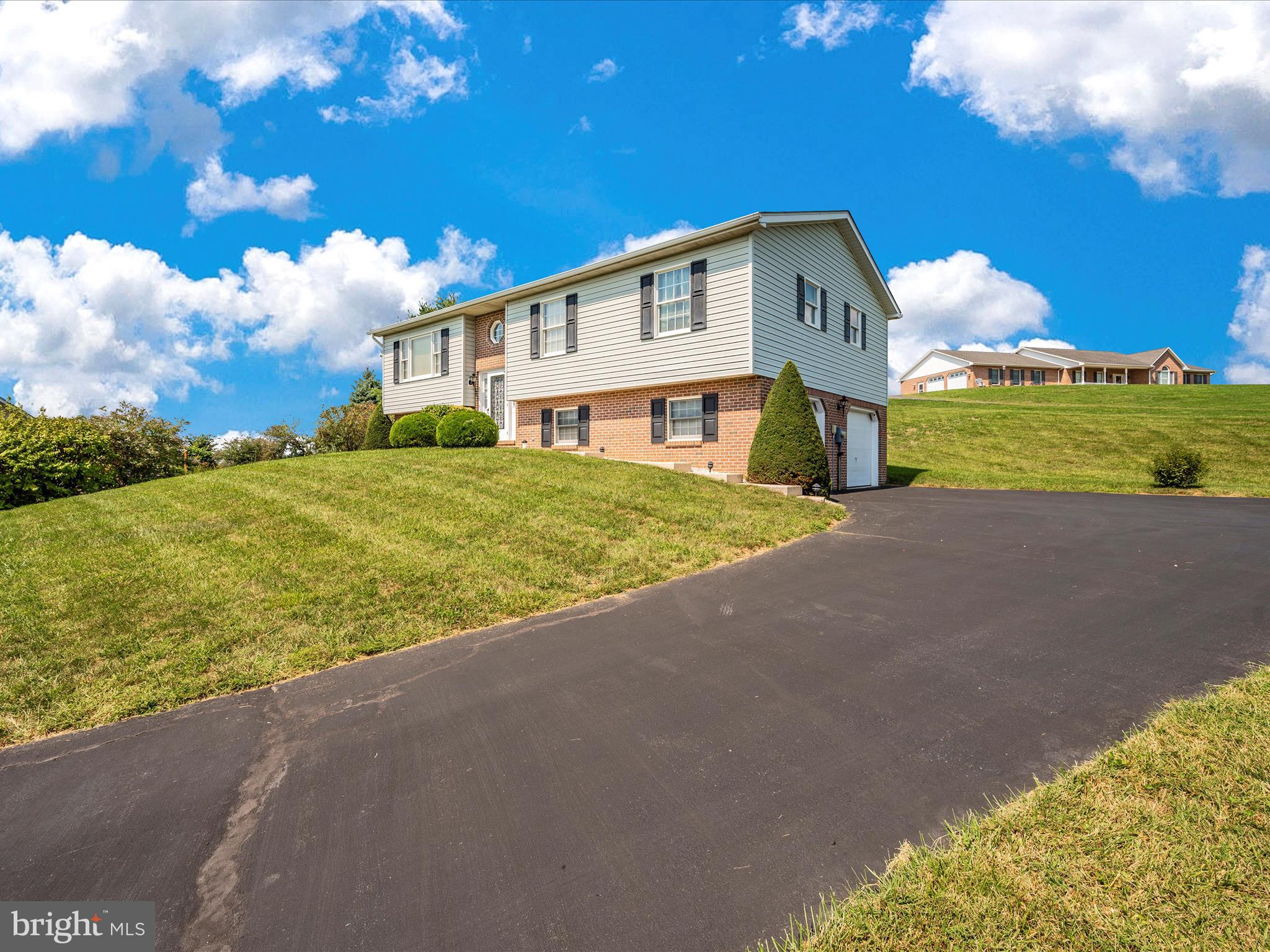 12885 SPRING AIRE CIRCLE