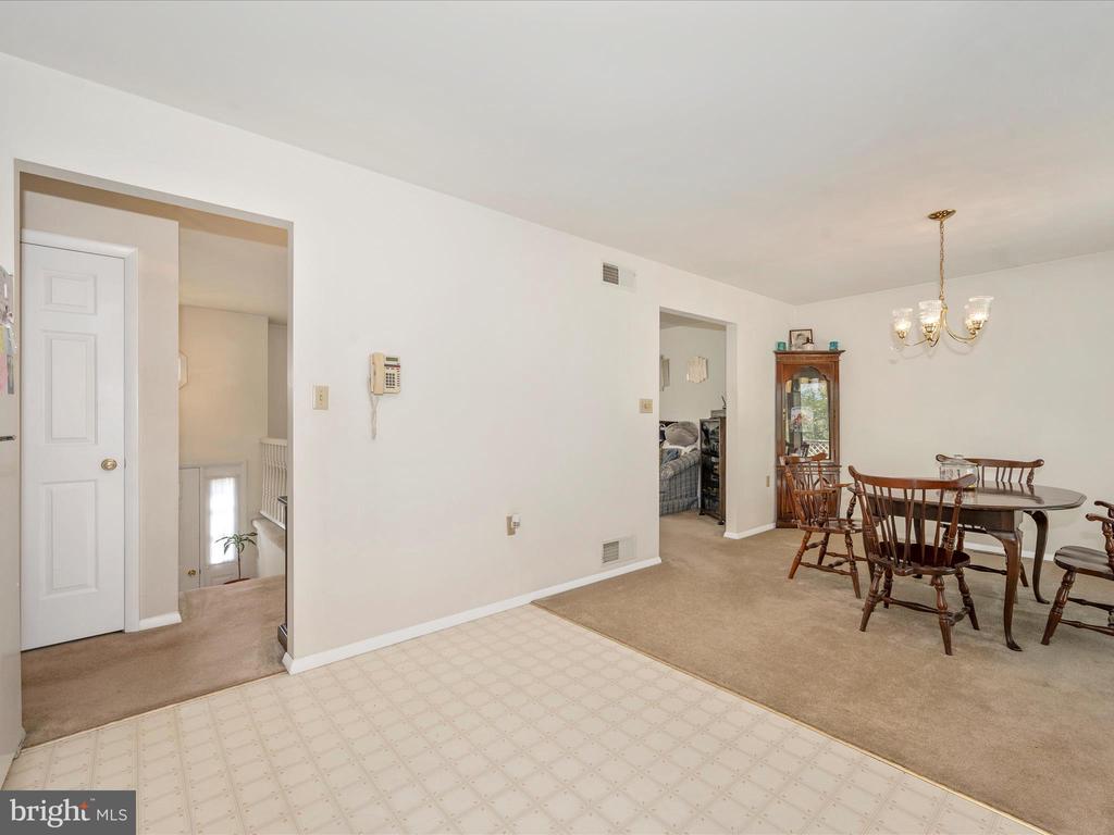 12885 SPRING AIRE CIRCLE