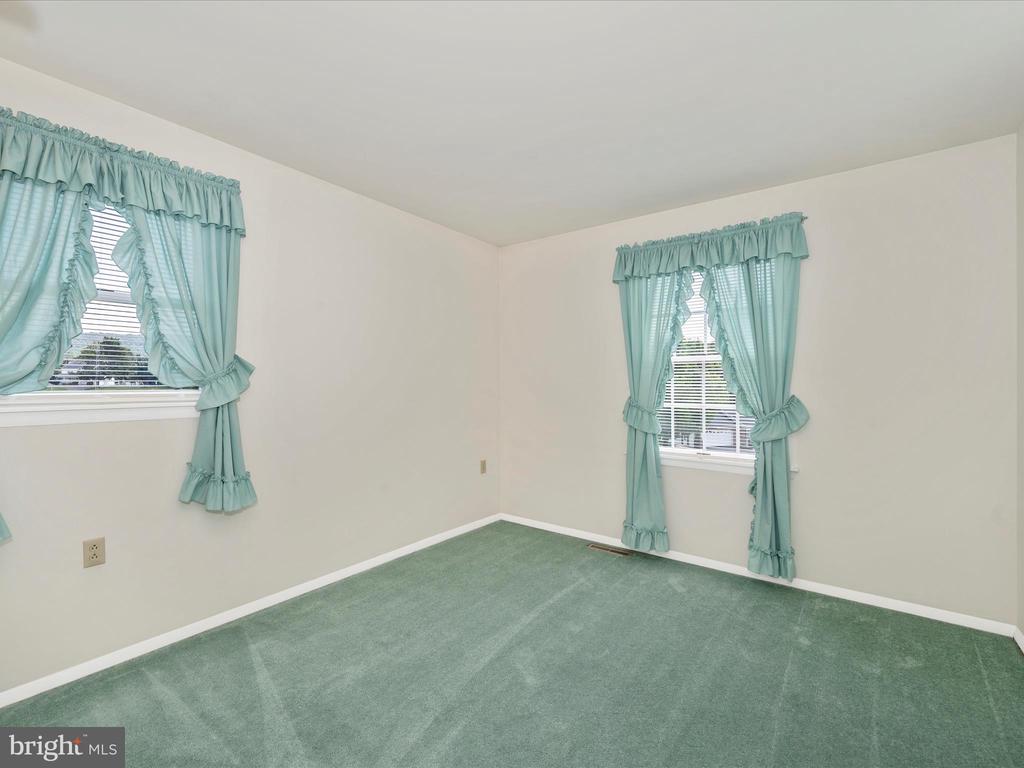 12885 SPRING AIRE CIRCLE