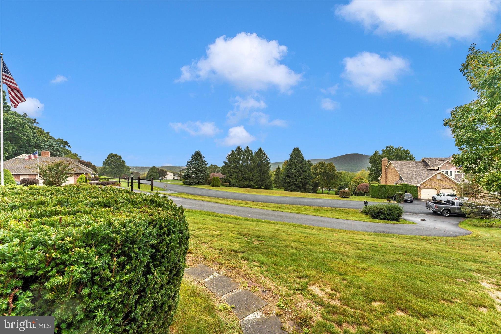 11787 WOODLEA DRIVE