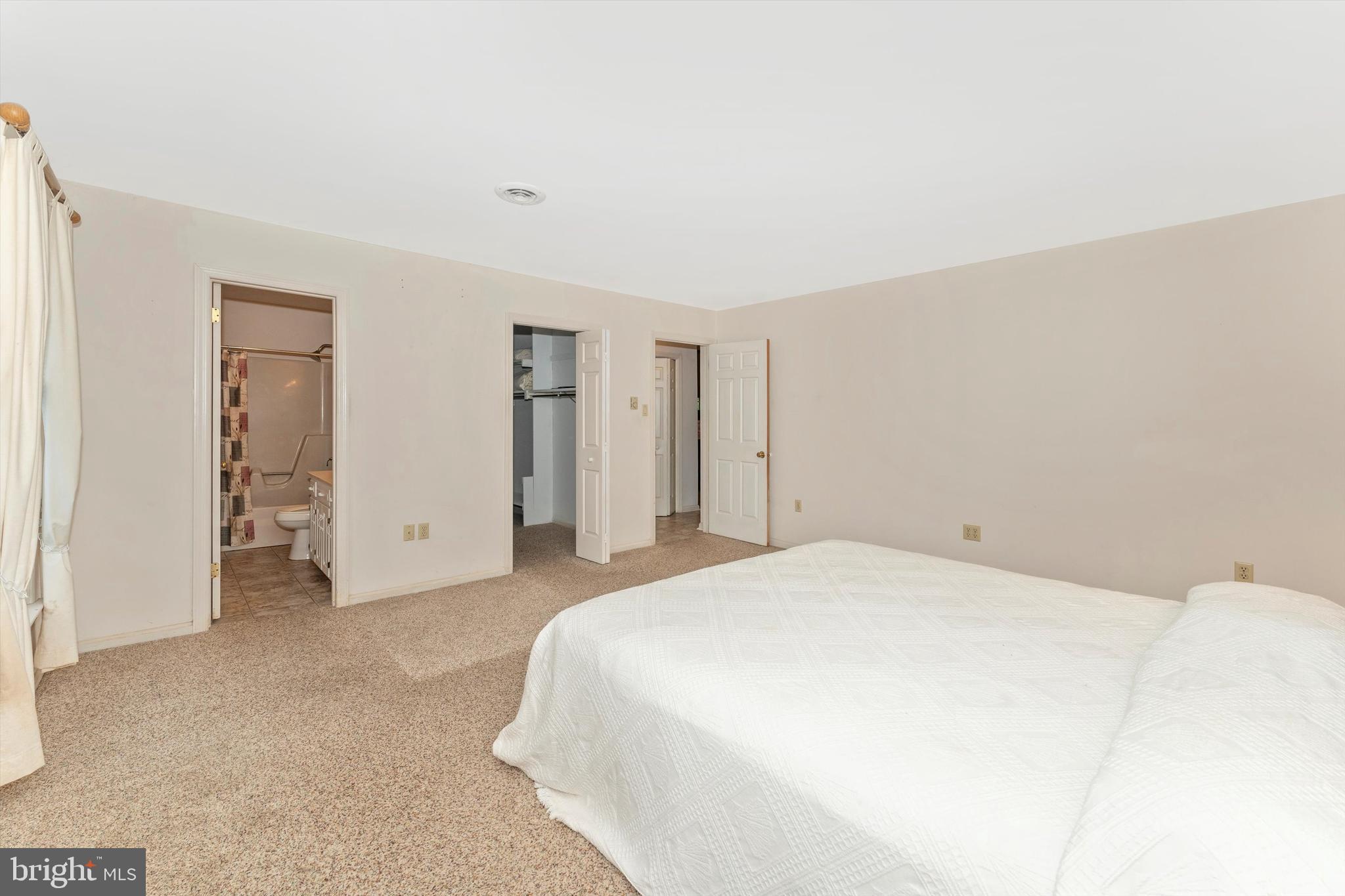 11787 WOODLEA DRIVE