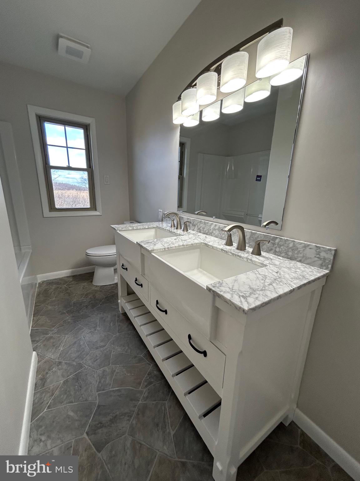 2991 BUCHANAN TRAIL WEST