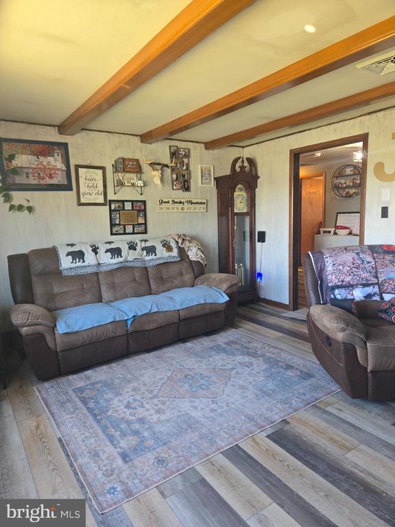 5925 GREENVILLAGE ROAD