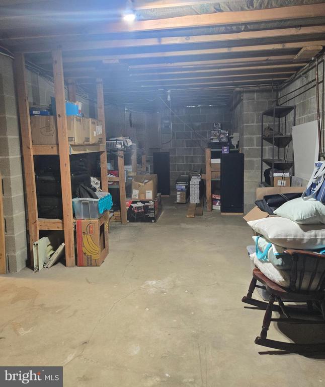 5925 GREENVILLAGE ROAD