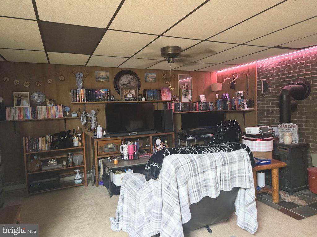 5925 GREENVILLAGE ROAD