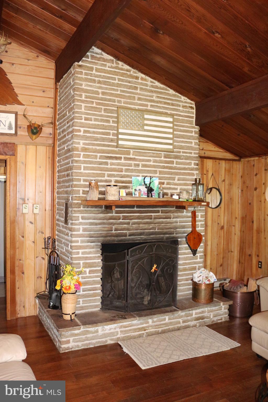 170 DAVIS LANE