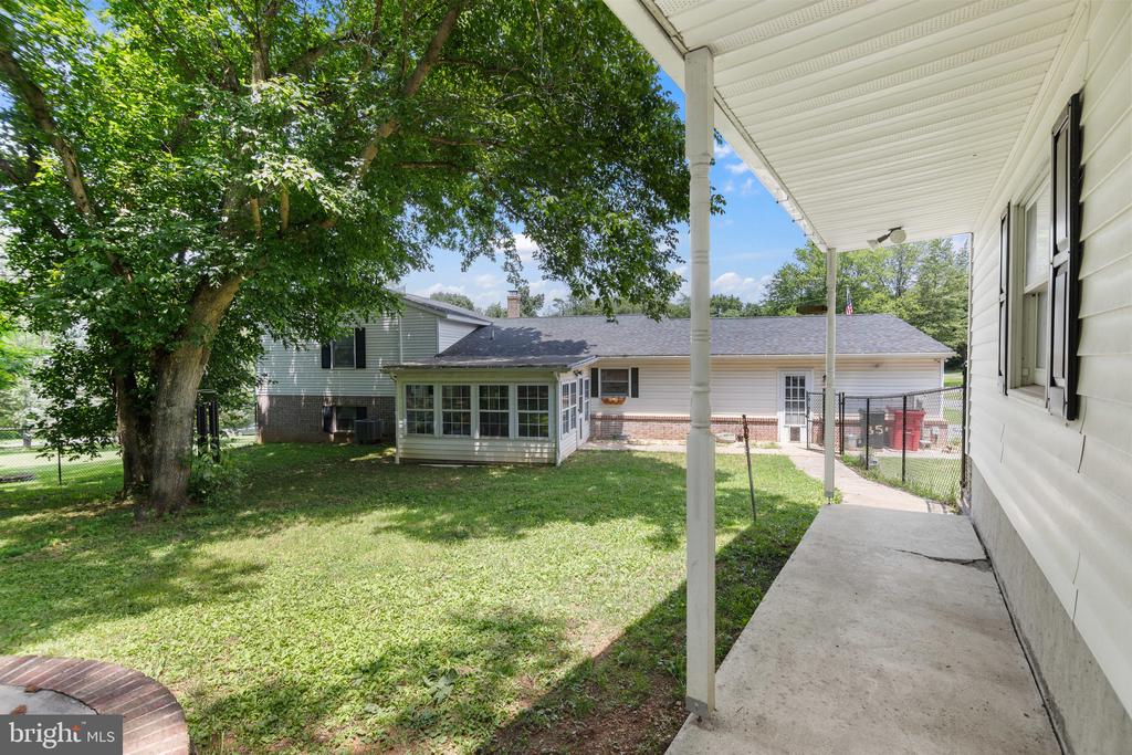 35 HEARTHSIDE DRIVE