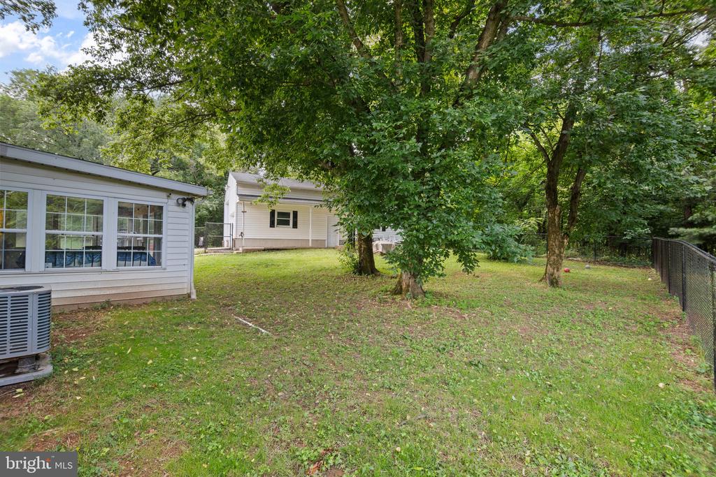 35 HEARTHSIDE DRIVE