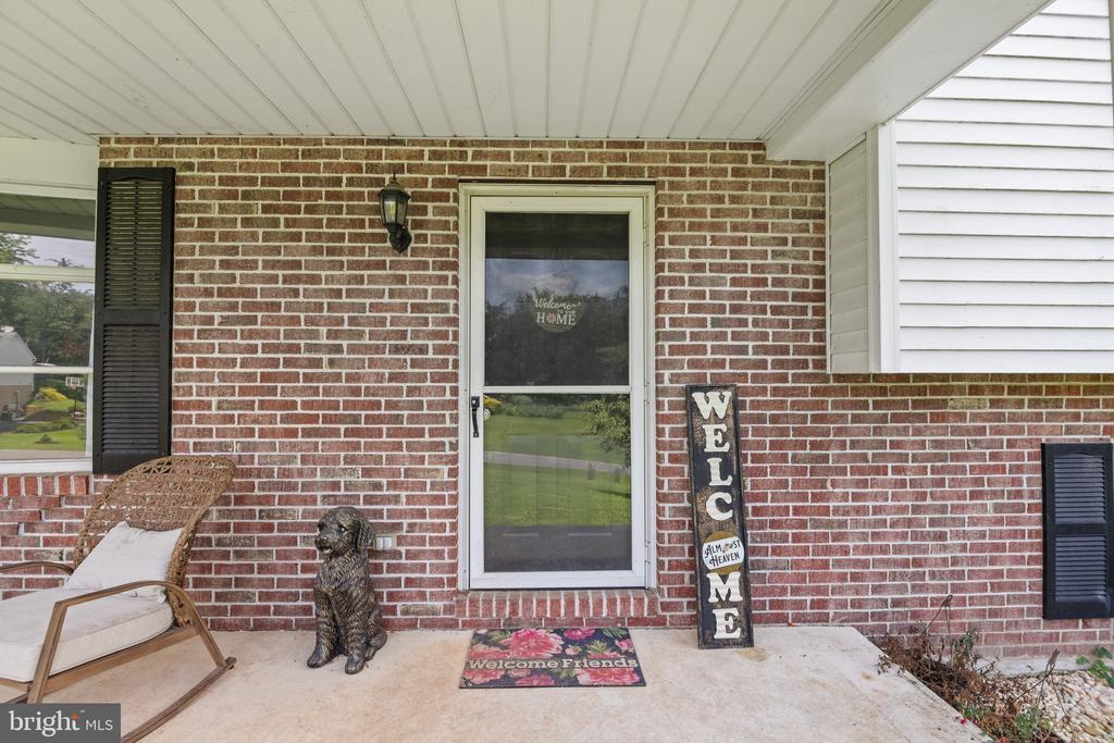 35 HEARTHSIDE DRIVE