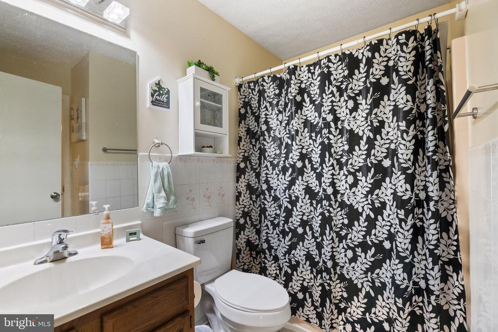 35 HEARTHSIDE DRIVE