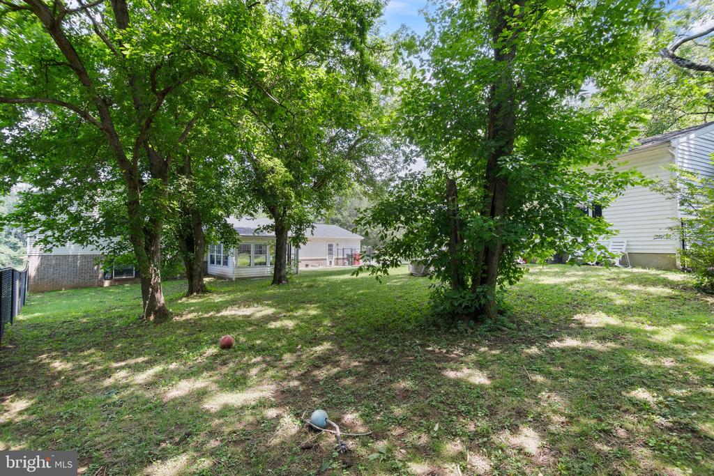 35 HEARTHSIDE DRIVE