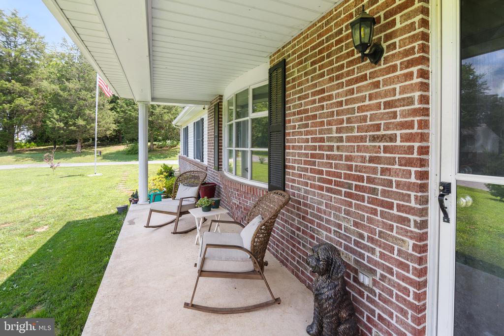 35 HEARTHSIDE DRIVE