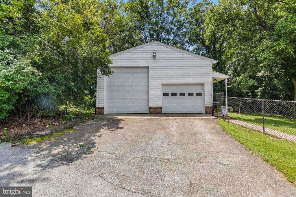 35 HEARTHSIDE DRIVE