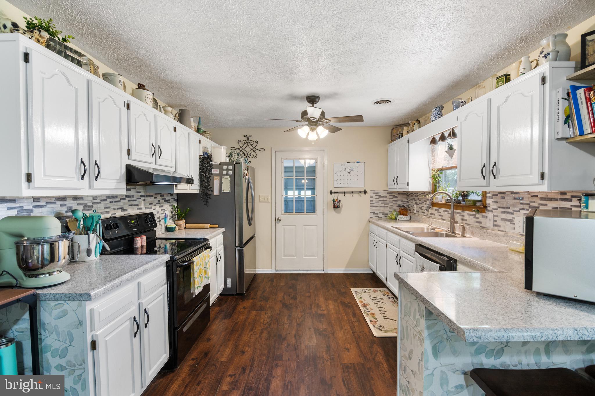 35 HEARTHSIDE DRIVE