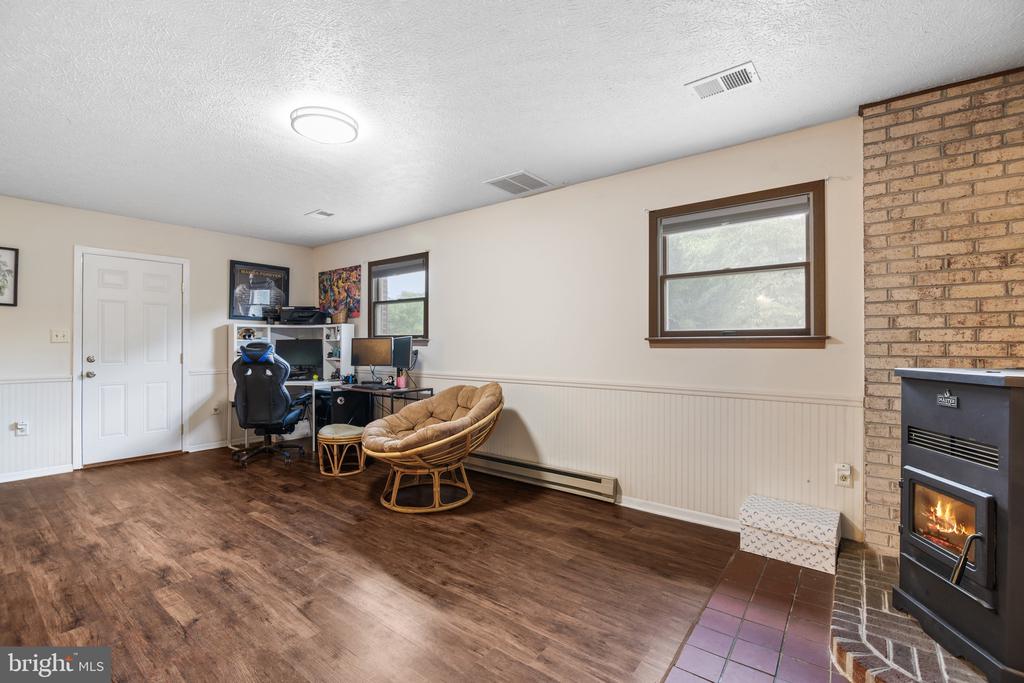 35 HEARTHSIDE DRIVE