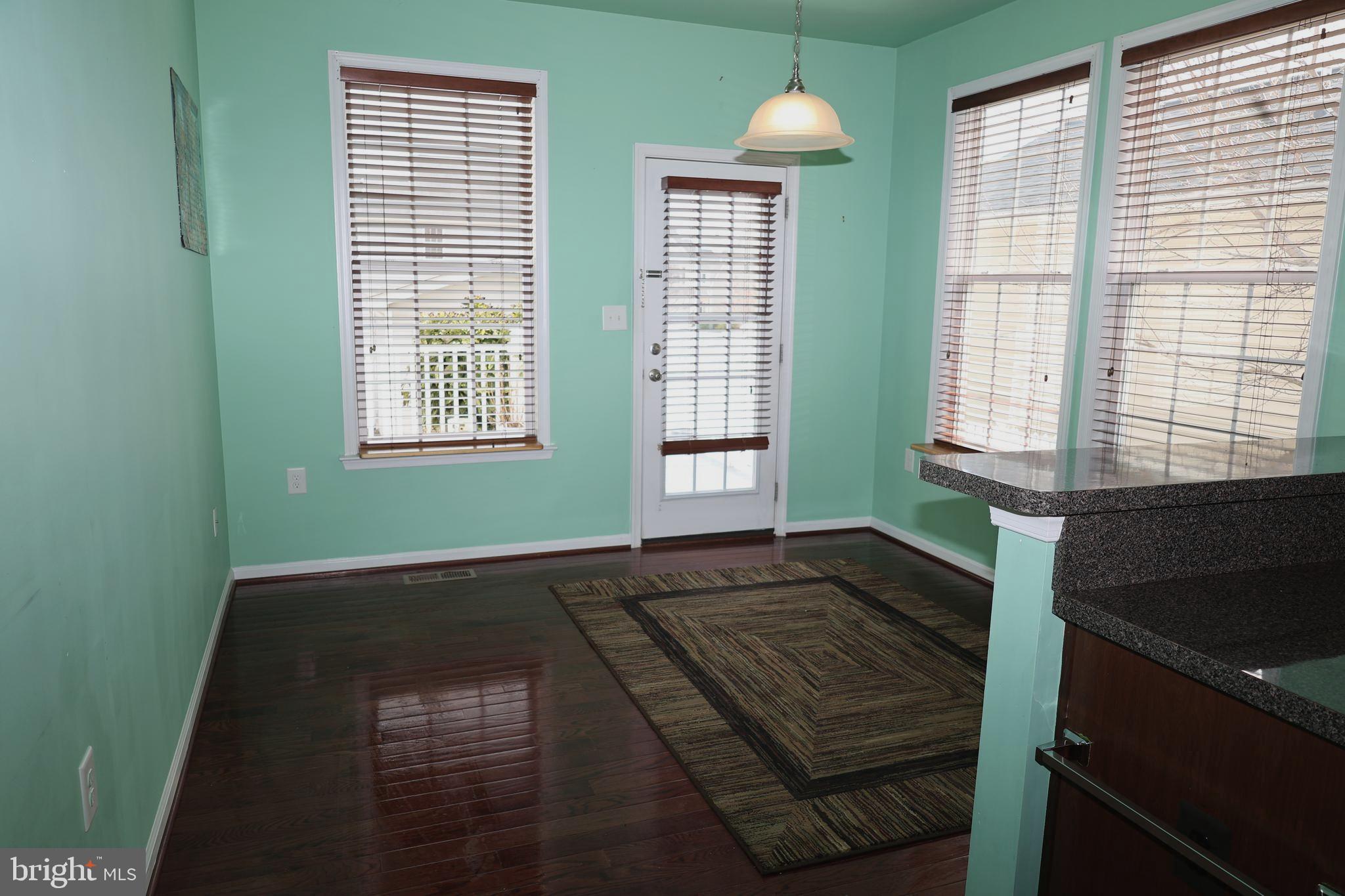 1224 N FAIRFAX BOULEVARD