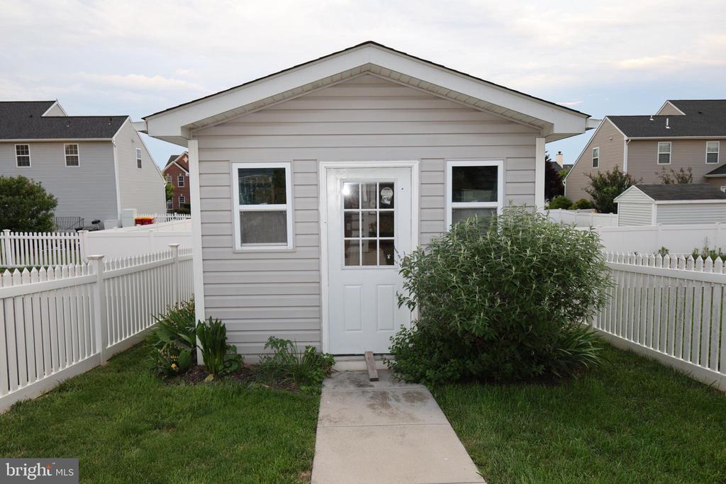1224 N FAIRFAX BOULEVARD