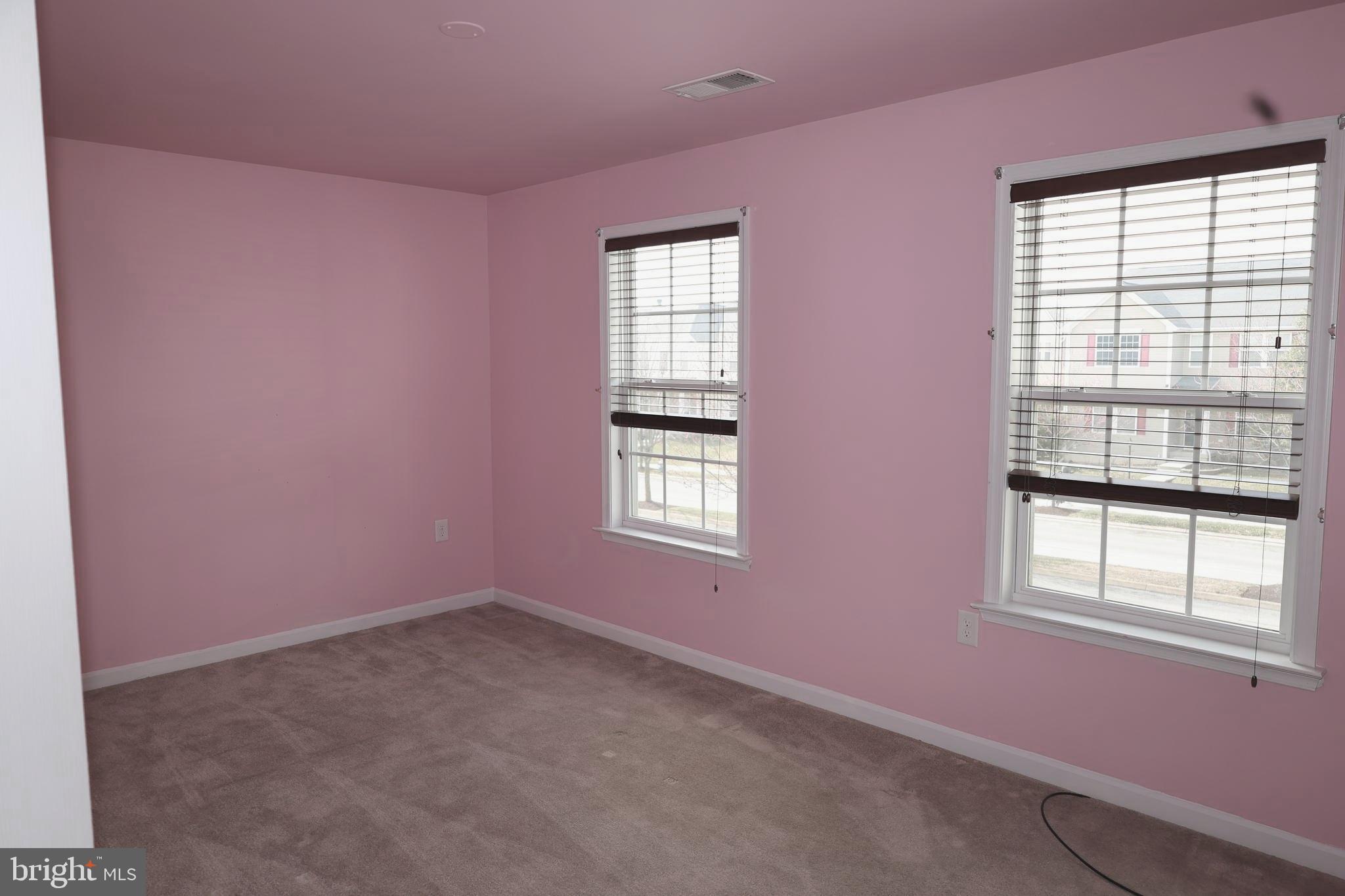 1224 N FAIRFAX BOULEVARD