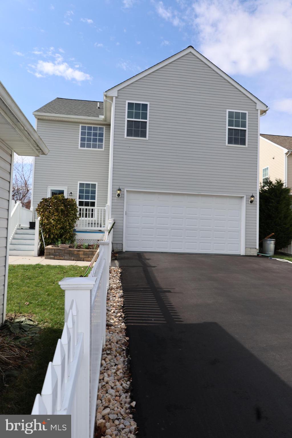 1224 N FAIRFAX BOULEVARD